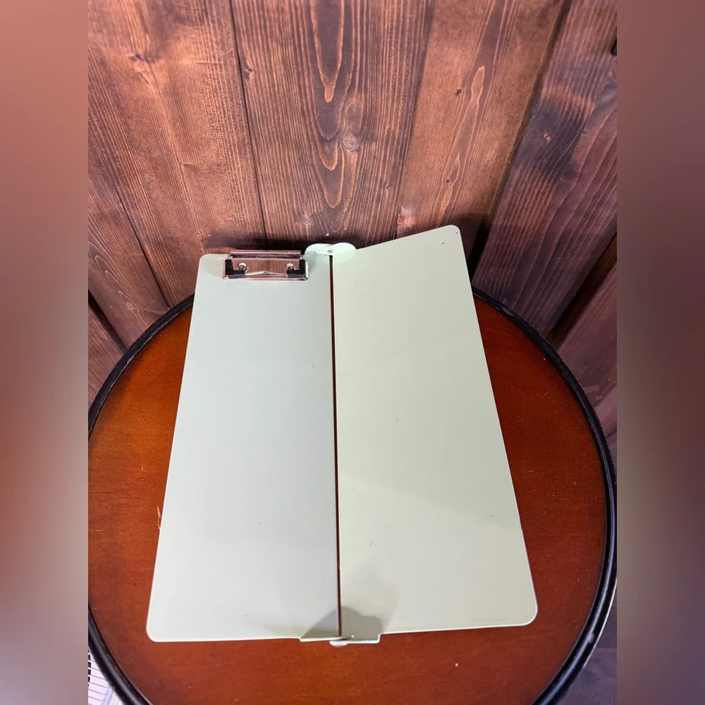 Medical Reference Chart clipboard